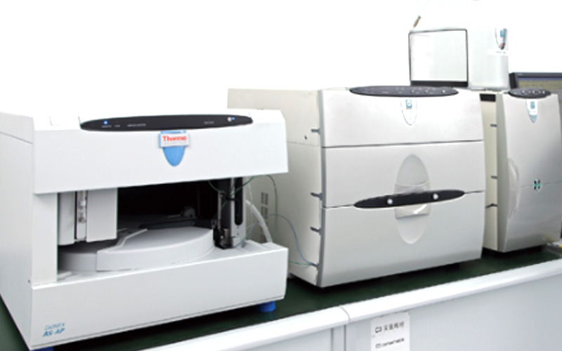 氣相清洗機:電子制造里的“隱形清潔大師”